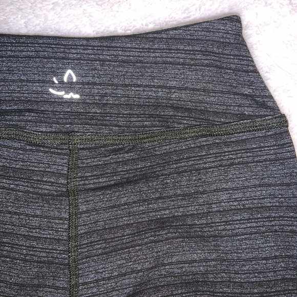 Beyond Yoga Dark Olive Green Striped Leggings - Picture 5 of 8